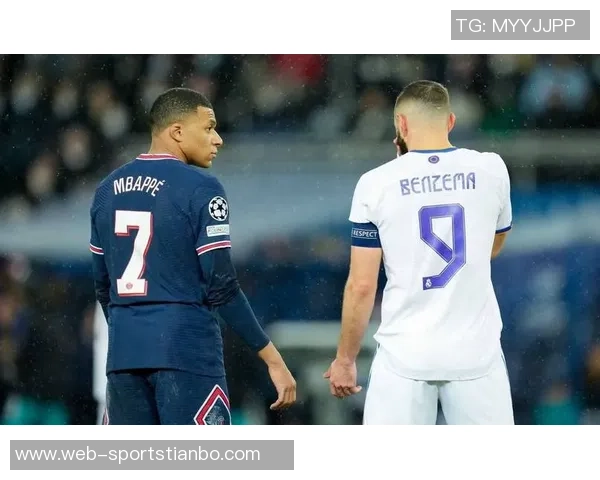 西媒报道姆巴佩对科纳特与于帕的评价称两人都是顶级球员